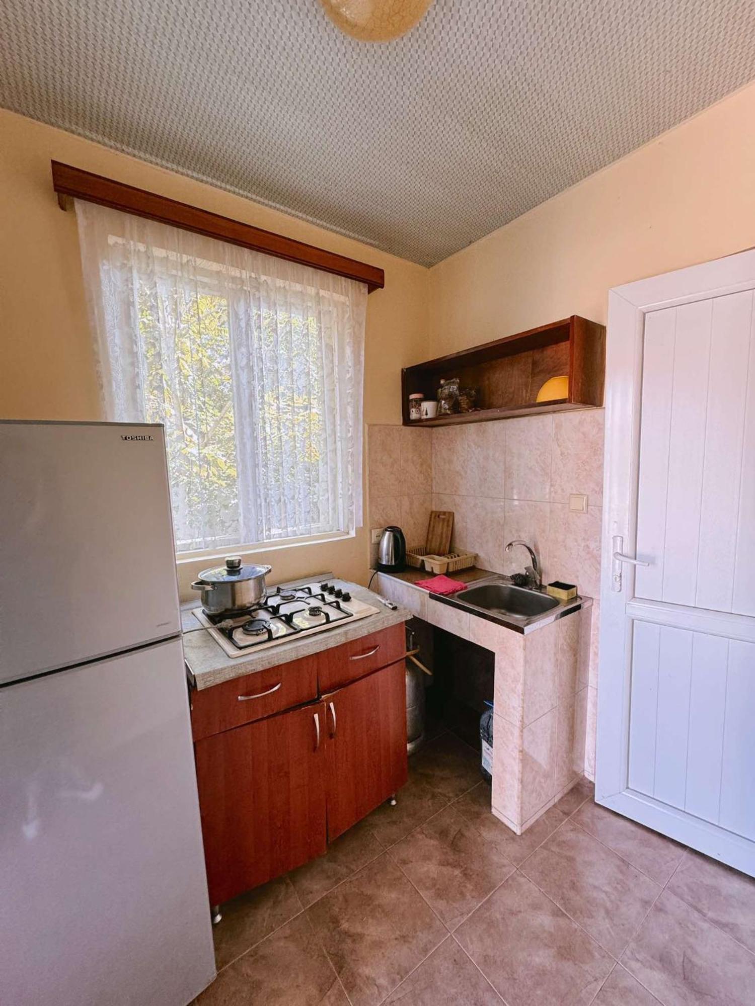 Achi Guest House マヒンジャウリ エクステリア 写真
